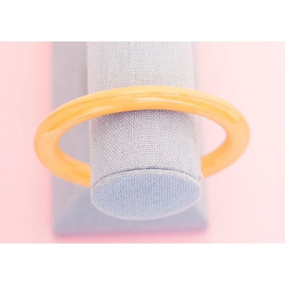 Minimalist Gold Tone Ring Bangle | 7.85 Inch | Avon H9 - Picture 4 of 5